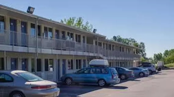 Motel 6 Colorado Springs | Kolorado - Colorado Springs (ve civarı) - Colorado Springs