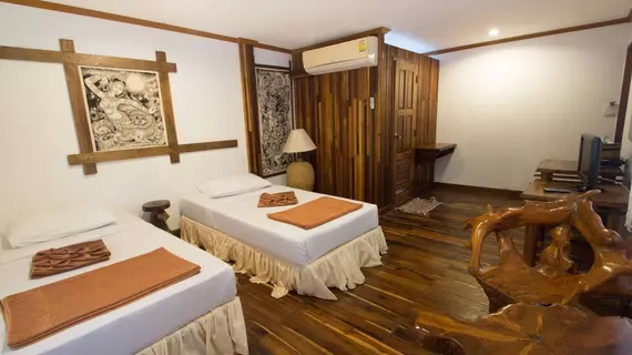 Tropical Garden Bungalow | Krabi İli - Ko Phi Phi