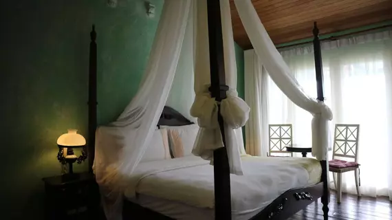 Joaquin's Bed and Breakfast | Cavite - Tagaytay