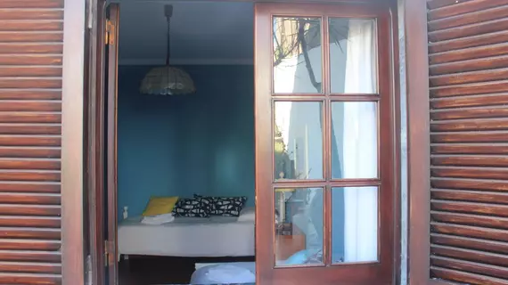 Ericeira Chill Hill Hostel & Private Rooms - Peach Garden | Lizbon Bölgesi - Mafra - Ericeira