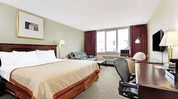 Days Inn Willoughby | Ohio - Cleveland (ve civarı) - Willoughby