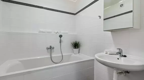 Comfortable Prague Apartments | Prag - Městská čast Praha 7 (en büyük Prag ilçesi) - Holesovice