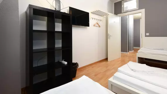 Grant Luxuskind Appartment | Berlin (ve civarı) - Tempelhof-Schoeneberg - Diplomatic Quarter - Schoeneberg