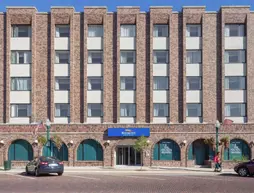 Baymont Inn and Suites Delavan | Wisconsin - Lake Geneva (ve civarı) - Delavan