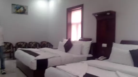 HOTEL KRISHNA JI | Uttarkand - Haridwar Bölgesi - Haridwar (ve civarı) - Haridwar