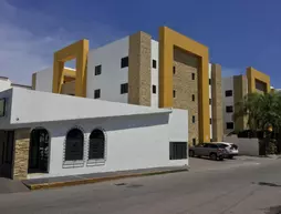 Hotel Las Golondrinas | Quintana Roo - Solidaridad - Playa del Carmen - Avenida Constituyentes