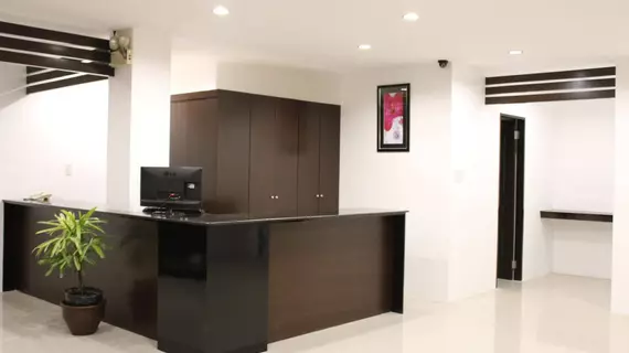 Be-ing Suites Davao | Davao Bölgesi - Davao (ve civarı) - Davao