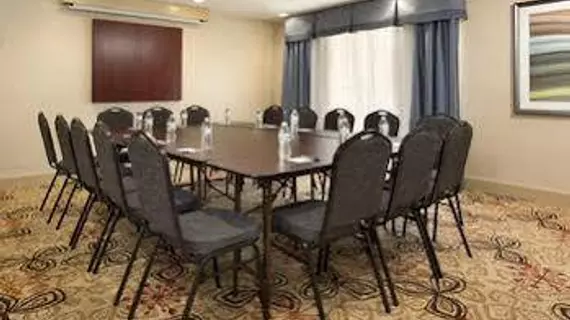 Comfort Inn & Suites Berea | Kentucky - Lexington (ve civarı) - Berea