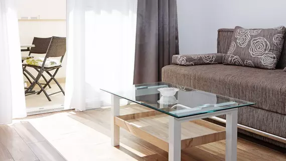 Apartments Mistral | Split-Dalmaçya - Bol