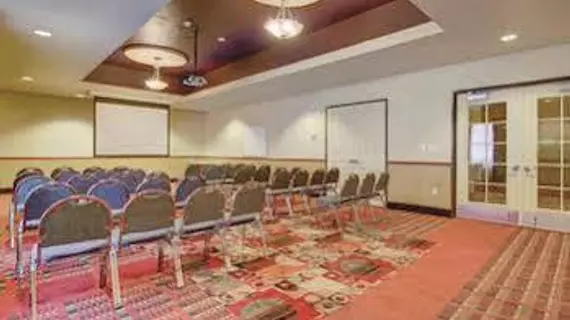 La Quinta Inn & Suites - Denver Gateway Park | Kolorado - Denver (ve civarı) - Denver - Montbello