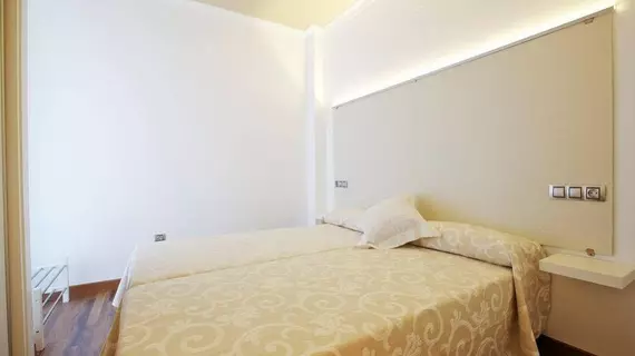 Apartamentos Senabre Palais | Valencia Bölgesi - Alicante (vilayet) - Marina Baja - Benidorm