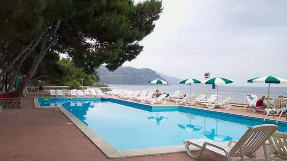 Punta Licosa | Campania - Salerno (il) - Castellabate - Ogliastro Marina