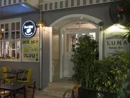 Luna Boutique | Antalya - Muratpaşa - Güzeloba Mahallesi