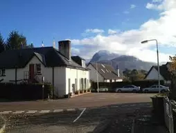 Chase the Wild Goose Hostel | İskoçya - Scottish Highlands - Fort William - Banavie