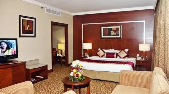 Ramee Royal Hotel | Dubai - Dubai