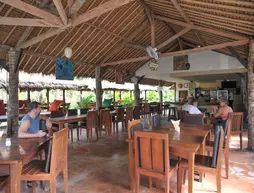 Airy Raya Pantai Kuta Lombok