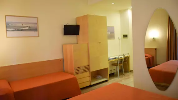 Hotel Losanna | Lombardy - Milano (ve civarı) - Milano