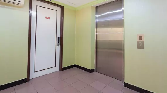 ZEN Rooms Near Jakel Mall | Kuala Lumpur (ve civarı) - Medan Tuanku