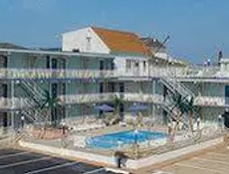 Quarterdeck Motel | New Jersey - Middle Township - Cape May - Wildwood (ve civarı) - Wildwood