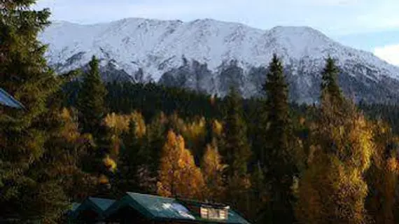 Gwin's Lodge & Roadhouse Est. 1952 | Alaska - Cooper Landing