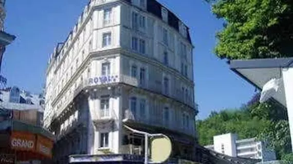 Hotel Royal | Occitanie - Hautes-Pyrenees - Lourdes - Tarbes (ve civarı) - Lourdes