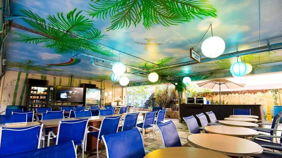 Waikiki Beachside Hostel | Hawaii - Honolulu - Waikiki