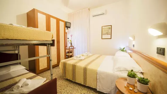 Hotel Lily | Emilia-Romagna - Rimini - Marina Centro