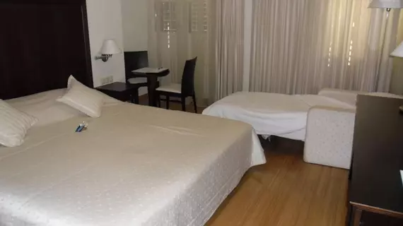 Hotel Croatia | Split-Dalmaçya - Baska Voda