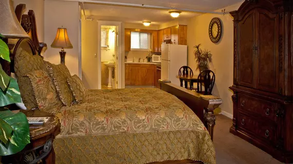 Silverton Inn & Suites | Oregon - Salem (ve civarı) - Silverton