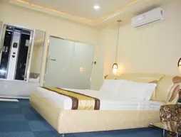 999 Hotel | Nueva Ecija - Angeles City (ve civarı) - Mabalacat Şehri - Pampanga Province - Balibago