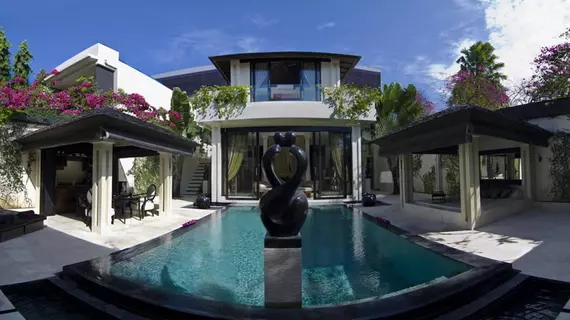 Villa One Seminyak | Bali - Badung - Laksmana