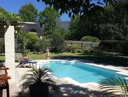 Riverside Cottages B and B | Western Cape (il) - West Coast DC - Drakenstein - Cape Town (ve civarı) - Cape Town - Constantia