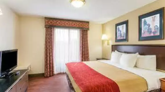 Comfort Inn & Suites Airport South | Georgia - Atlanta (ve civarı) - College Park