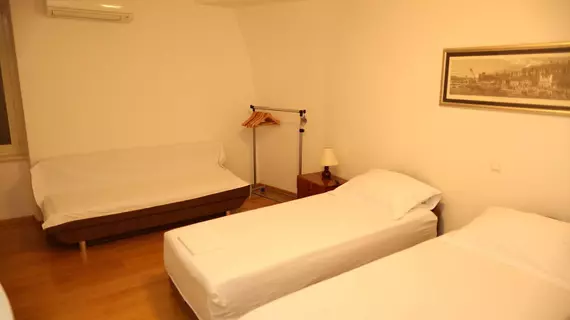 Malena Guest House | Split-Dalmaçya - Split - Split Eski Kent Bölgesi