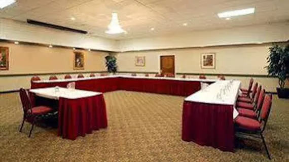 Clarion Hotel & Conference Center | Indiana - Indianapolis (ve civarı) - Indianapolis