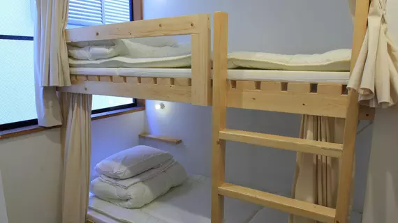 plum hostel | Kanagava (idari bölge) - Ashigarashimo Bölgesi - Hakone (ve civarı) - Odawara