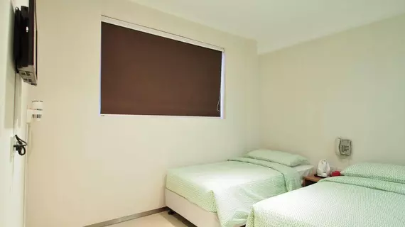 Berlin Hotel | Hong Kong - Hong Kong City Center - Yau Ma Tei