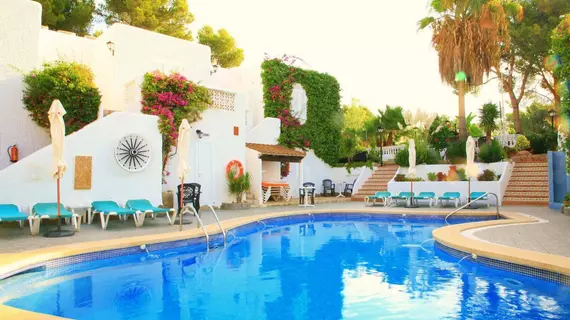 Hostal Villa Columbus | Balearic Adaları - Mayorka Adası - Calvia - Peguera