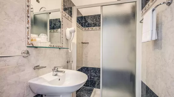 Hotel Centro Cavour | Lazio - Roma (ve civarı) - Roma Kent Merkezi - Monti