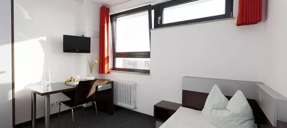 DJH City-Hostel Köln-Riehl | Kuzey Ren-Westfalia - Köln (ve civarı) - Nippes - Riehl