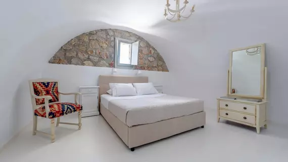 Red Cliff Villa | Ege Adaları - Santorini