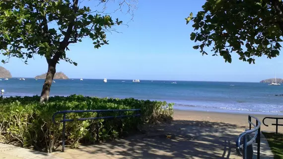 Coco Beach Hotel | Guanacaste - Coco