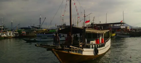 Komodo Cruise Boat | Doğu Nusa Tenggara - Labuan Bajo