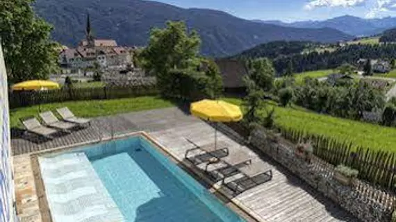 Falkensteiner Hotel & Spa Sonnenparadies | Trentino-Alto Adige - Güney Tirol (il) - Terento