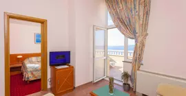 Aparthotel Milenij | Split-Dalmaçya - Baska Voda