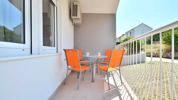 Bretia Apartments | Split-Dalmaçya - Sutivan