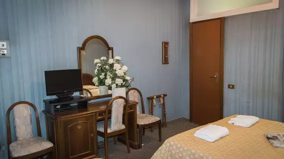 Hotel Accursio | Lombardy - Milano (ve civarı) - Milano