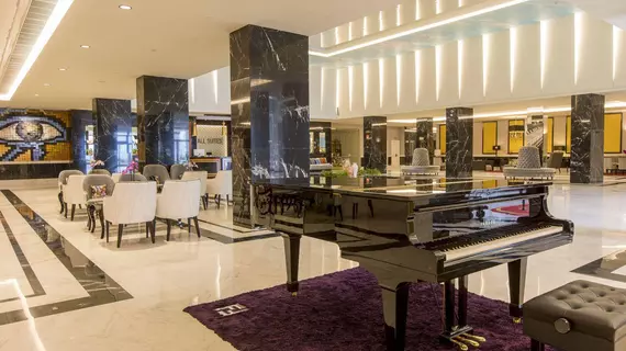 Grand Luxor All Suites | Valencia Bölgesi - Alicante (vilayet) - Marina Baja - Benidorm