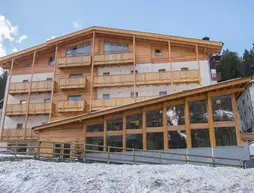 Hotel Garnì Caminetto | Trentino-Alto Adige - Trento İli - Madonna di Campiglio