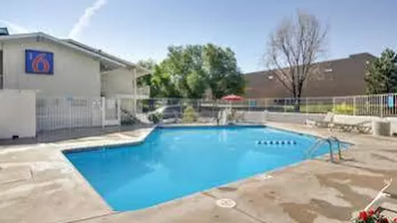 Motel 6 Denver - Lakewood | Kolorado - Denver (ve civarı) - Lakewood